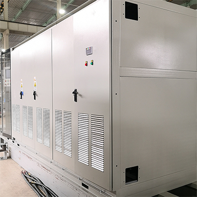 Generador estático de reactiva