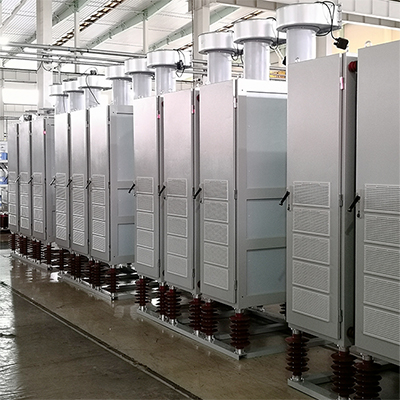 Generador estático de reactiva